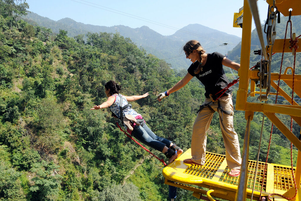 6 best bungee jumping spots in india